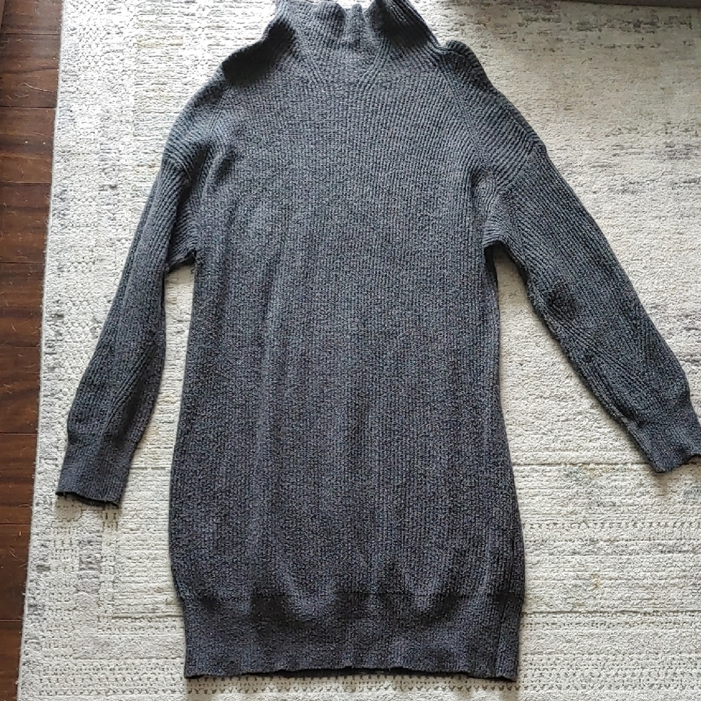 ❄️2 For 20! Aerie Gray Turtleneck Dress
